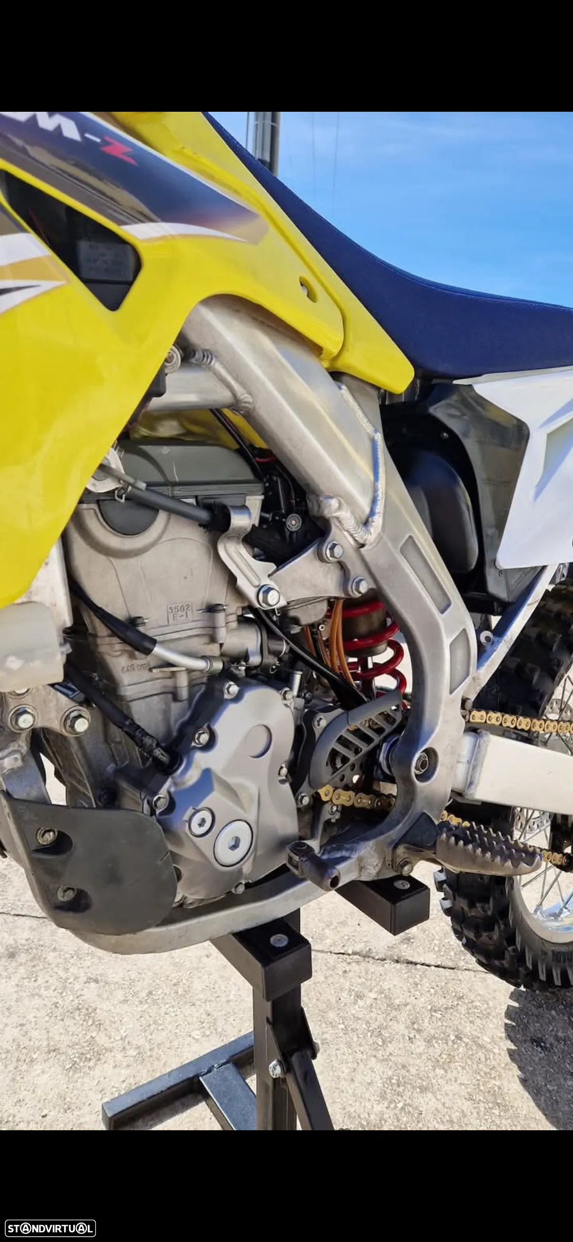 Suzuki RMZ - 6