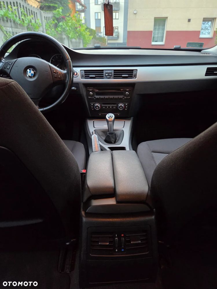 BMW Seria 3 - 8