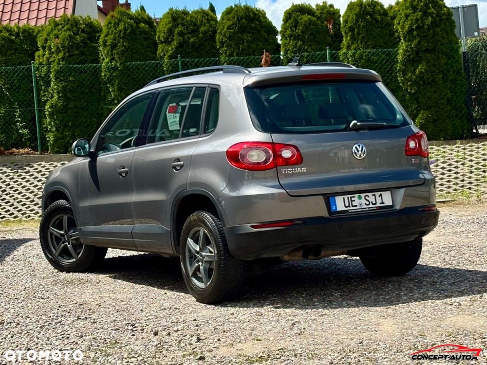 Volkswagen Tiguan - 9