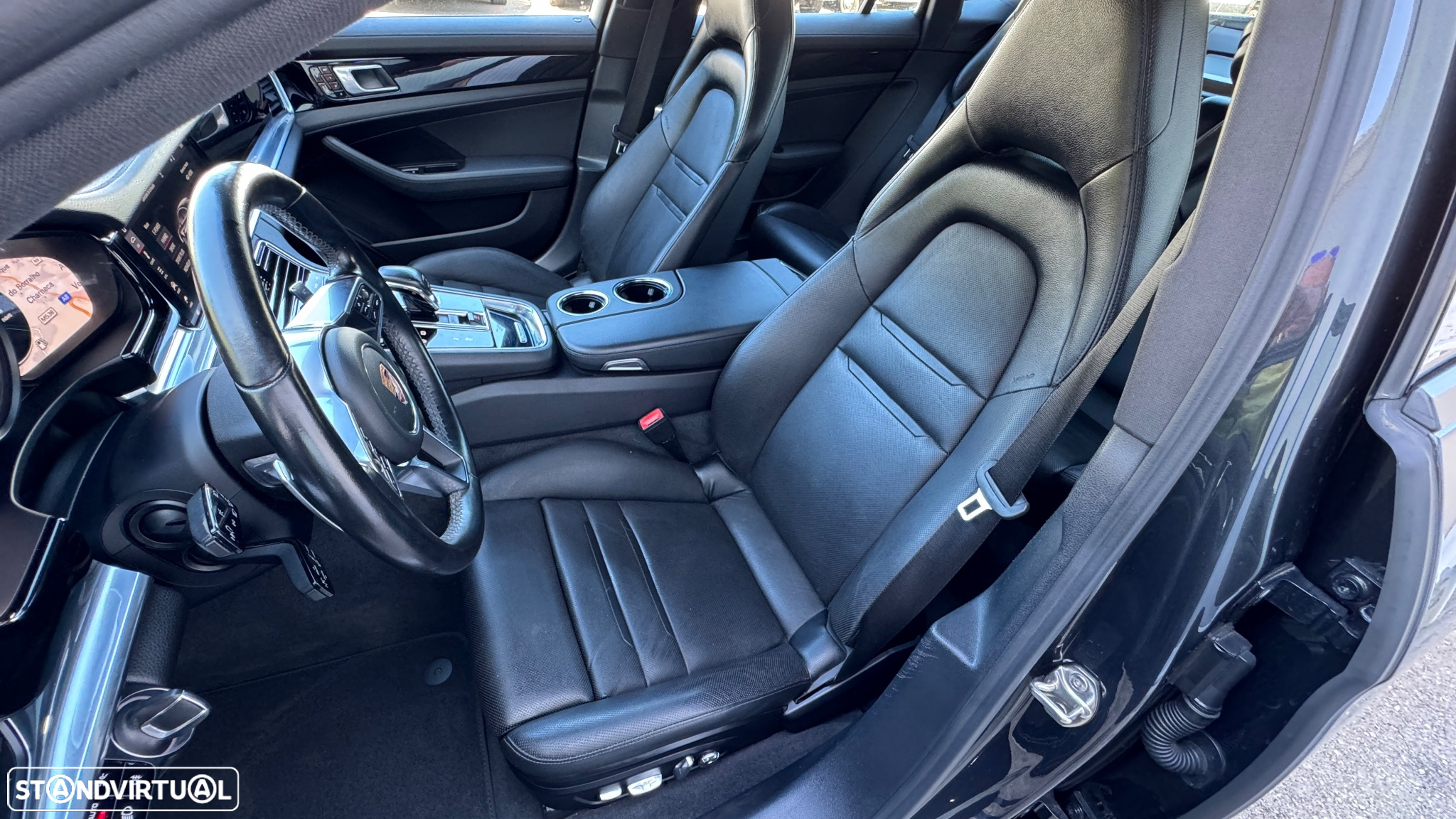 Porsche Panamera 4 E-Hybrid - 39