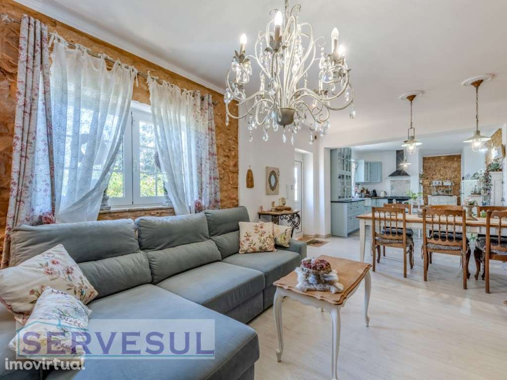 Charmosa Moradia de piso térreo, com 3 quartos, terreno de 1641 m2 ... - Grande imagem: 3/60