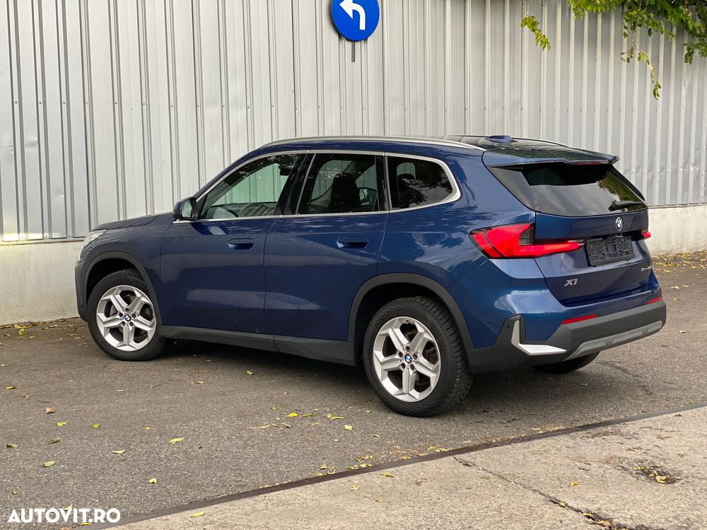 BMW X1 sDrive18i Aut. Sport Line - 18