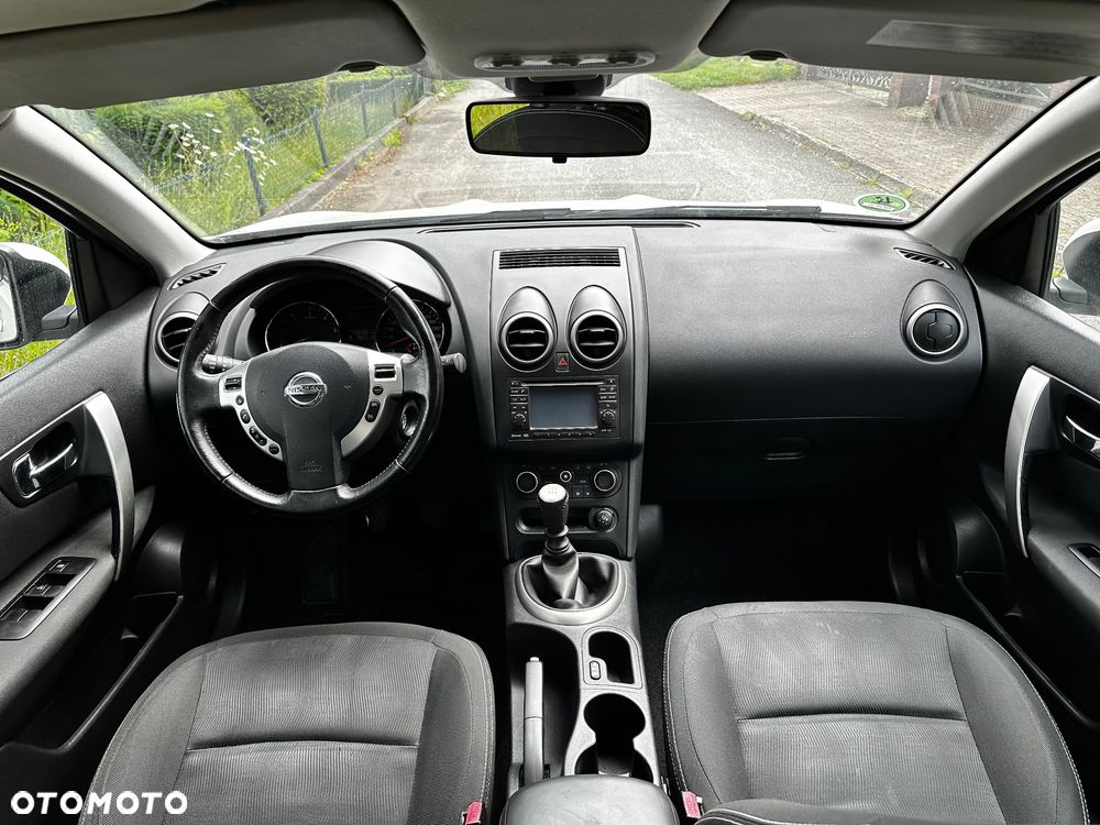 Nissan Qashqai 2.0 dCi DPF tekna - 6