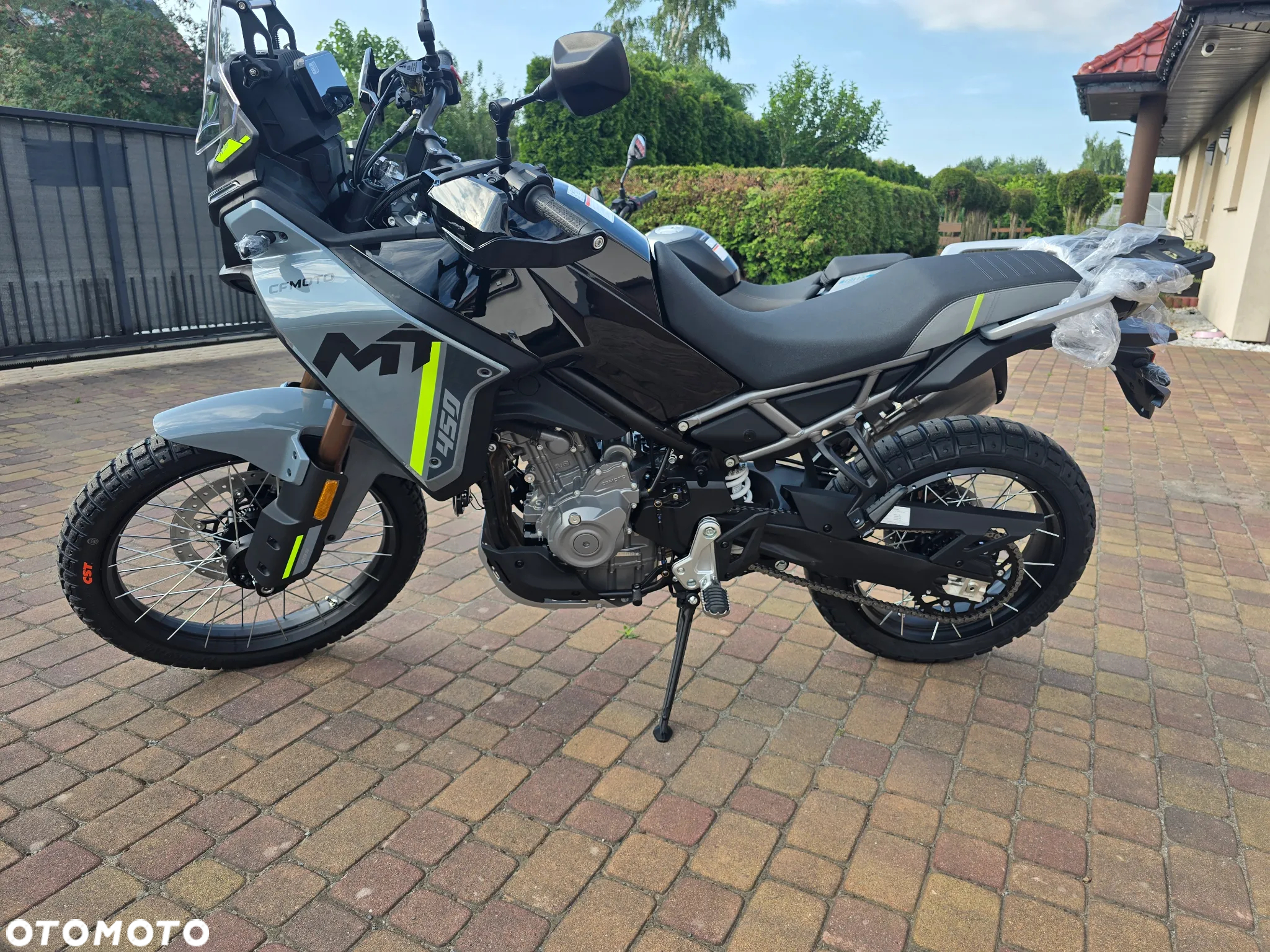 CFMoto MT