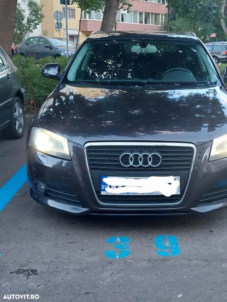 Audi A3 Sportback - 2