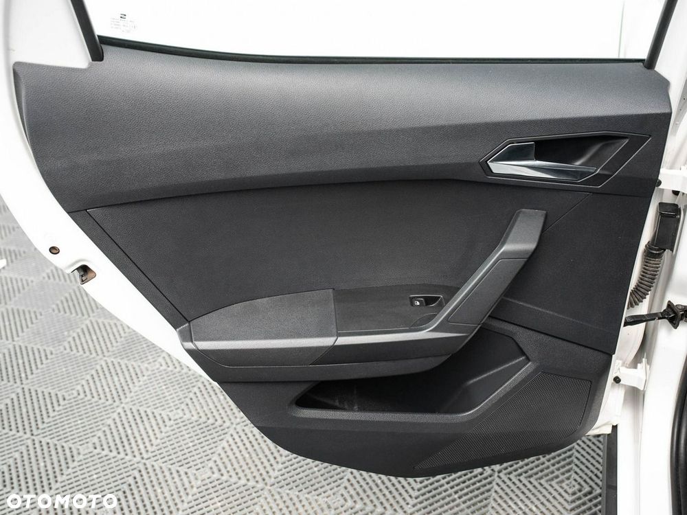 Seat Arona - 23