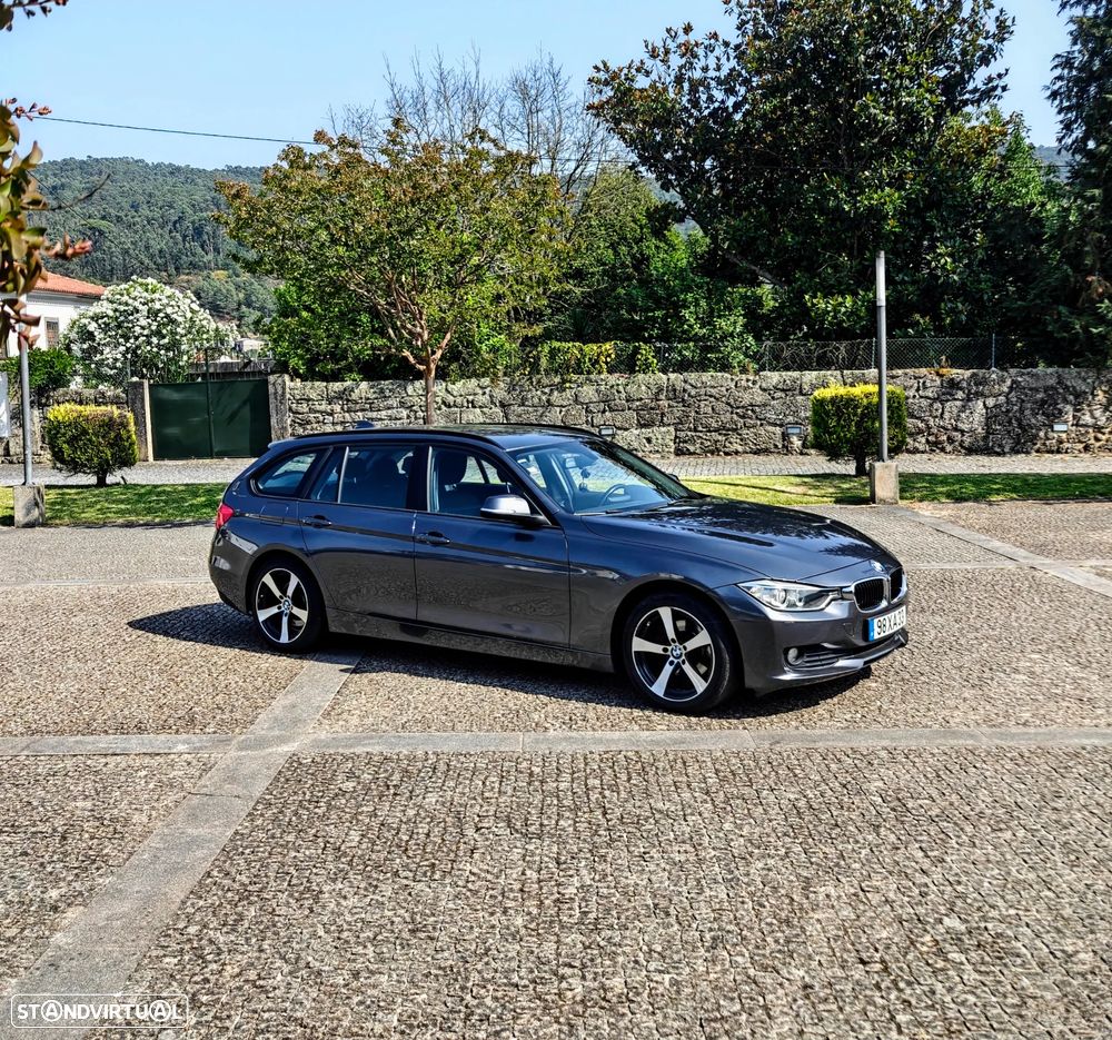 BMW 320 d Pack M - 35