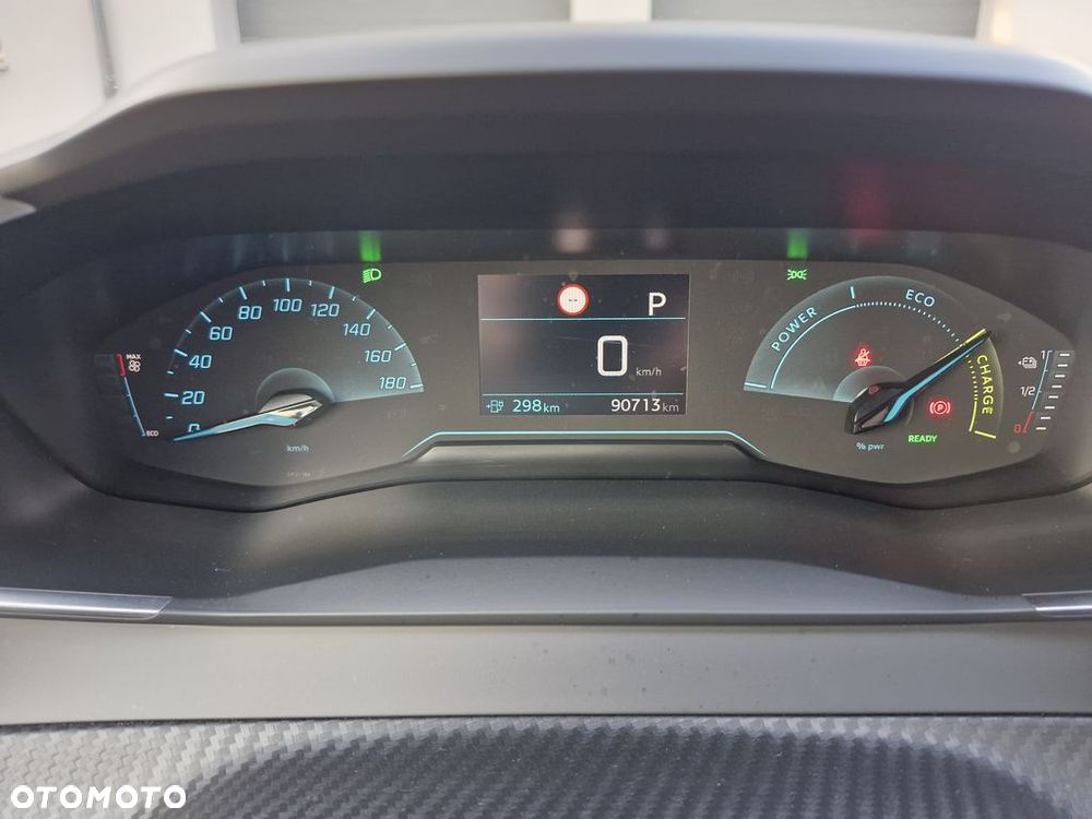 Peugeot 208 Active - 10