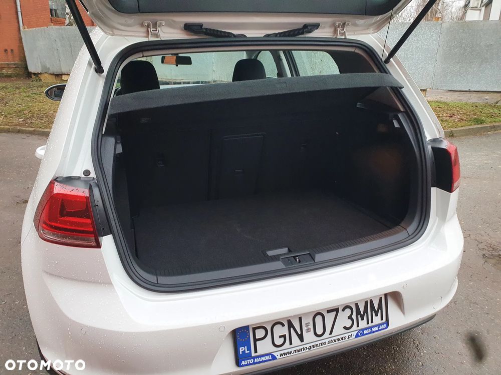 Volkswagen Golf 1.4 TSI BlueMotion Technology DSG Comfortline - 22