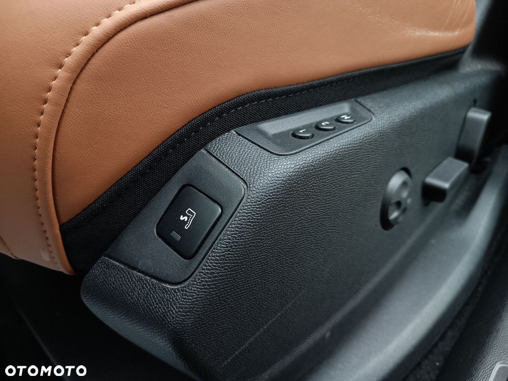 DS Automobiles DS 7 Crossback - 12