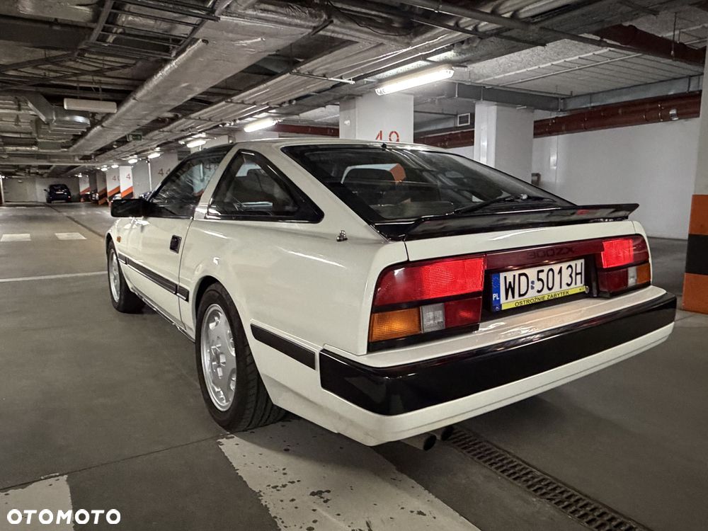 Nissan 300 ZX Turbo T-Bar - 32