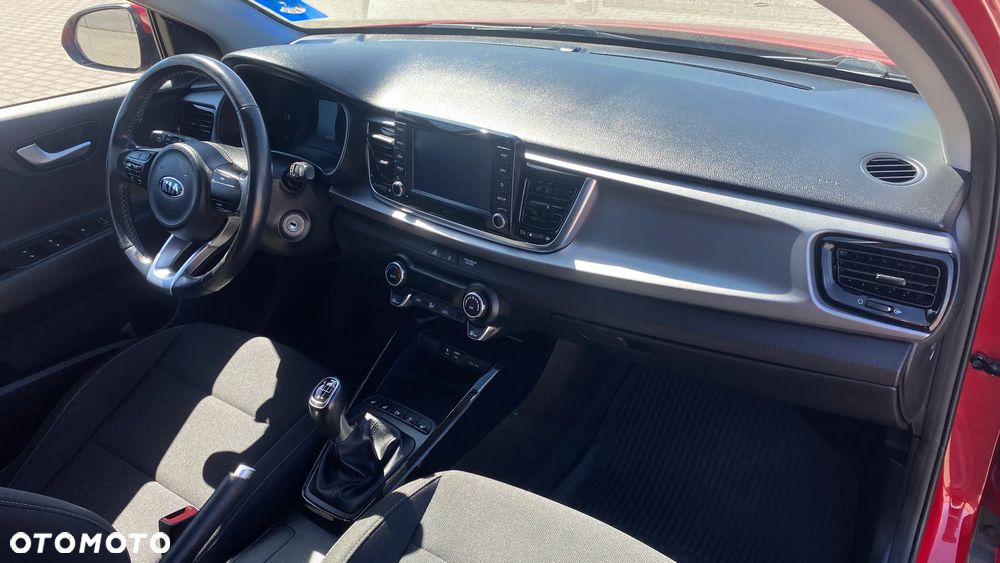 Kia Rio 1.0 T-GDI 100 Dream-Team Edition - 25