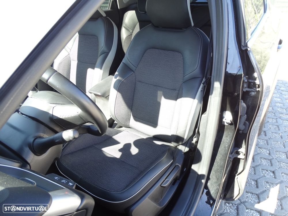 Renault Captur 1.0 TCe Techno - 8