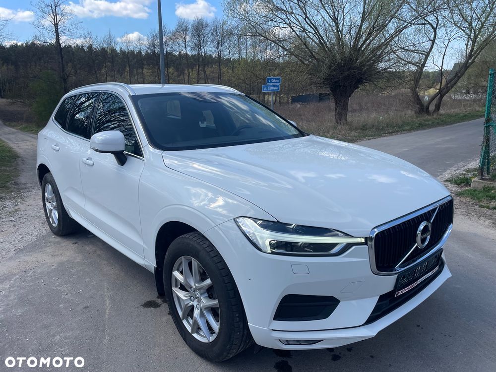 Volvo XC 60 B5 B Momentum Pro - 1