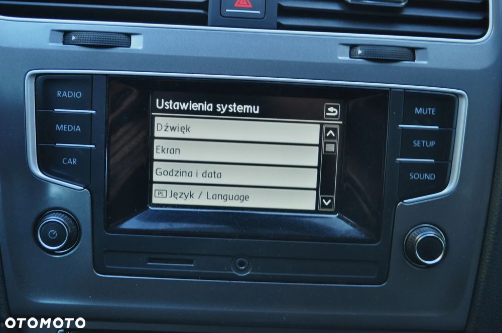 Volkswagen Golf 1.2 TSI BlueMotion Technology Comfortline - 19