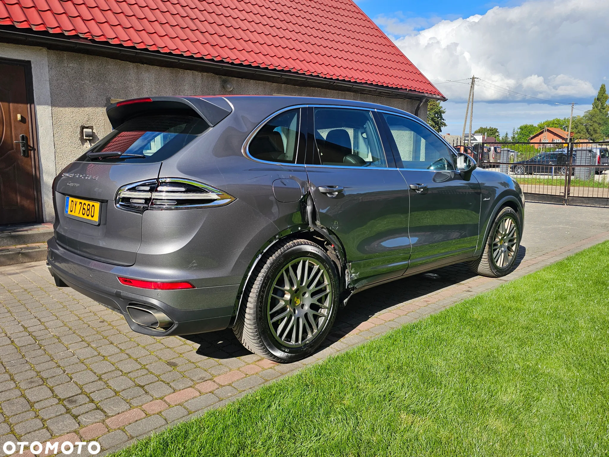 Porsche Cayenne Diesel Platinum Edition - 6