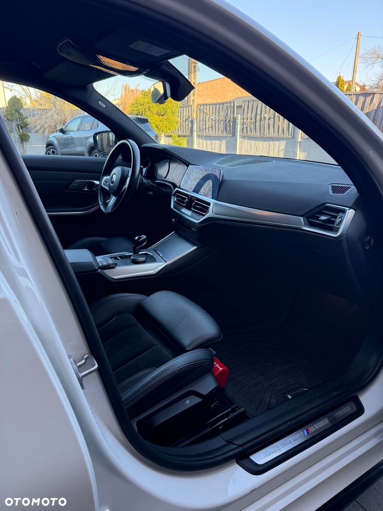 BMW Seria 3 320d - 16