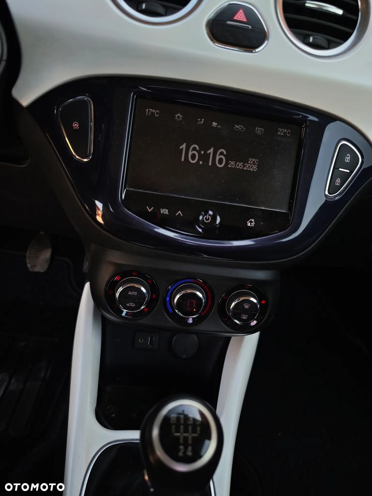 Opel Adam 1.4 Glam - 17