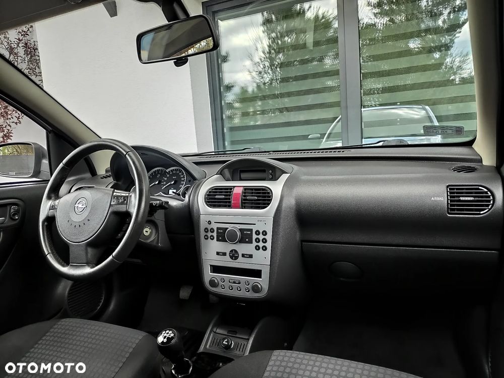 Opel Corsa - 12