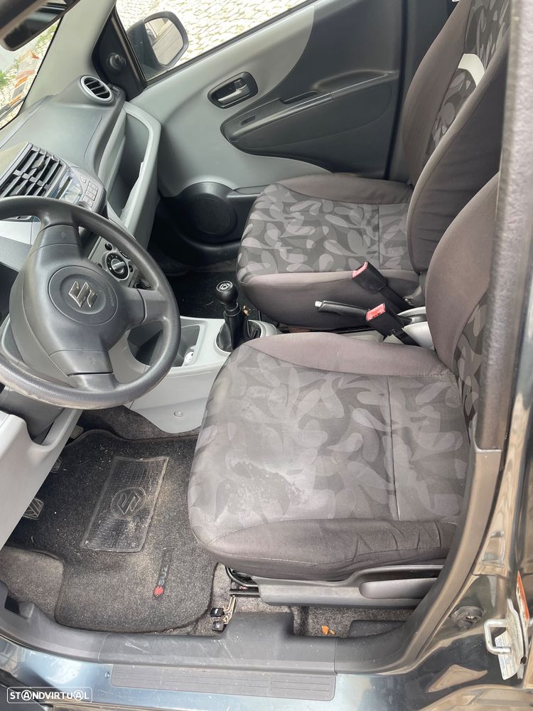 Suzuki Alto 1.0 GA - 11