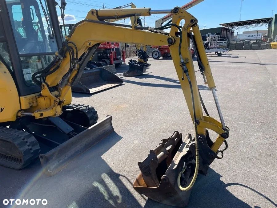 Komatsu PC20MR-2 - 4