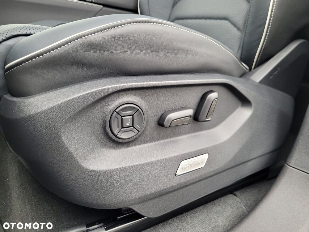 Volkswagen Touareg 3.0 V6 TDI SCR 4Mot R-Line - 10