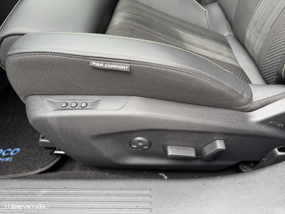 Peugeot 408 1.2 PureTech GT EAT8 - 19