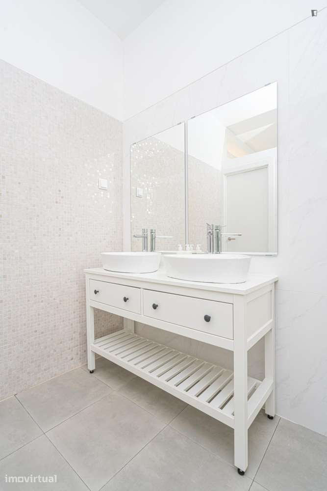 Quarto - localizado em Entrecampos Lisbon - Grande imagem: 4/8