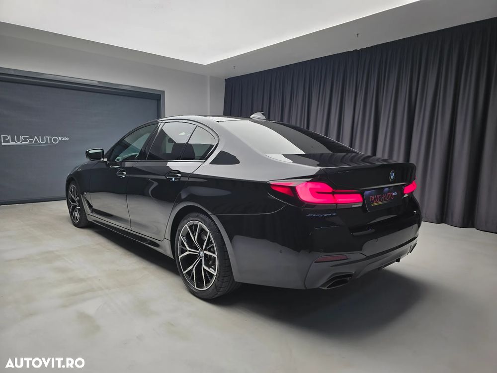 BMW Seria 5 530d xDrive AT MHEV - 8