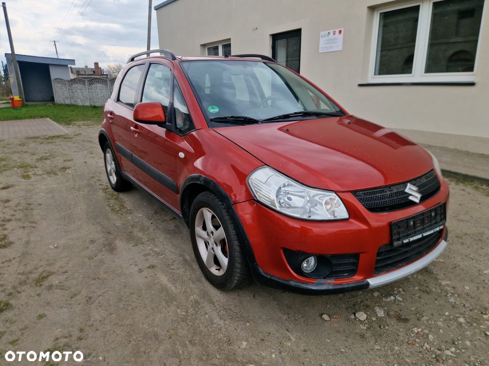 Suzuki SX4 1.6 VVT 4x2 Comfort - 1