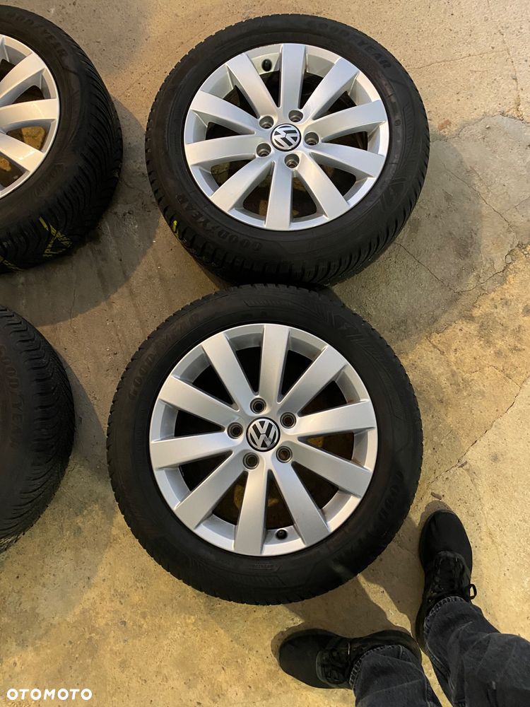 Volkswagen Passat 2.0 TDI DSG BlueMotion Technology Comfortline - 32