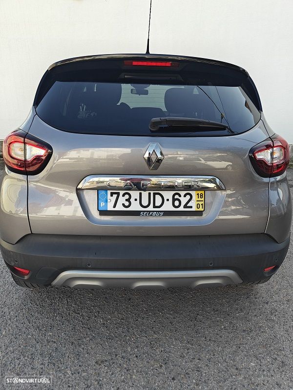 Renault Captur 1.5 dCi Exclusive - 3