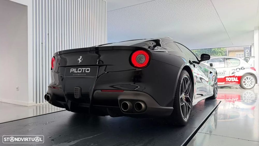 Ferrari F12 Berlinetta 6.3 V12 - 15