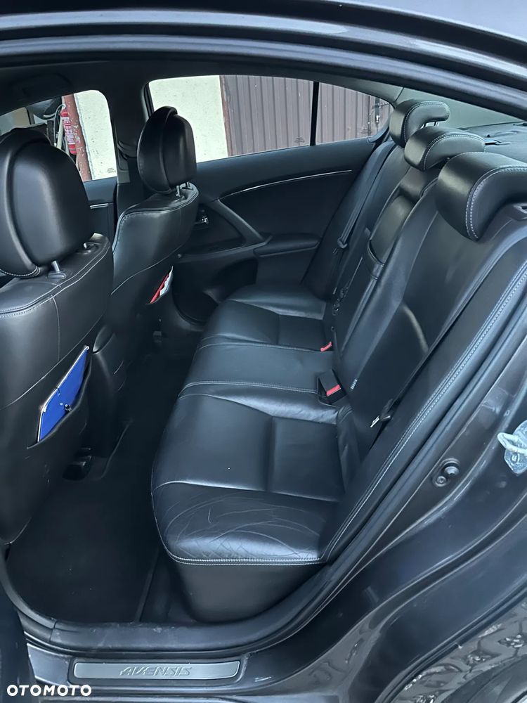 Toyota Avensis 2.2 D-CAT Prestige - 12