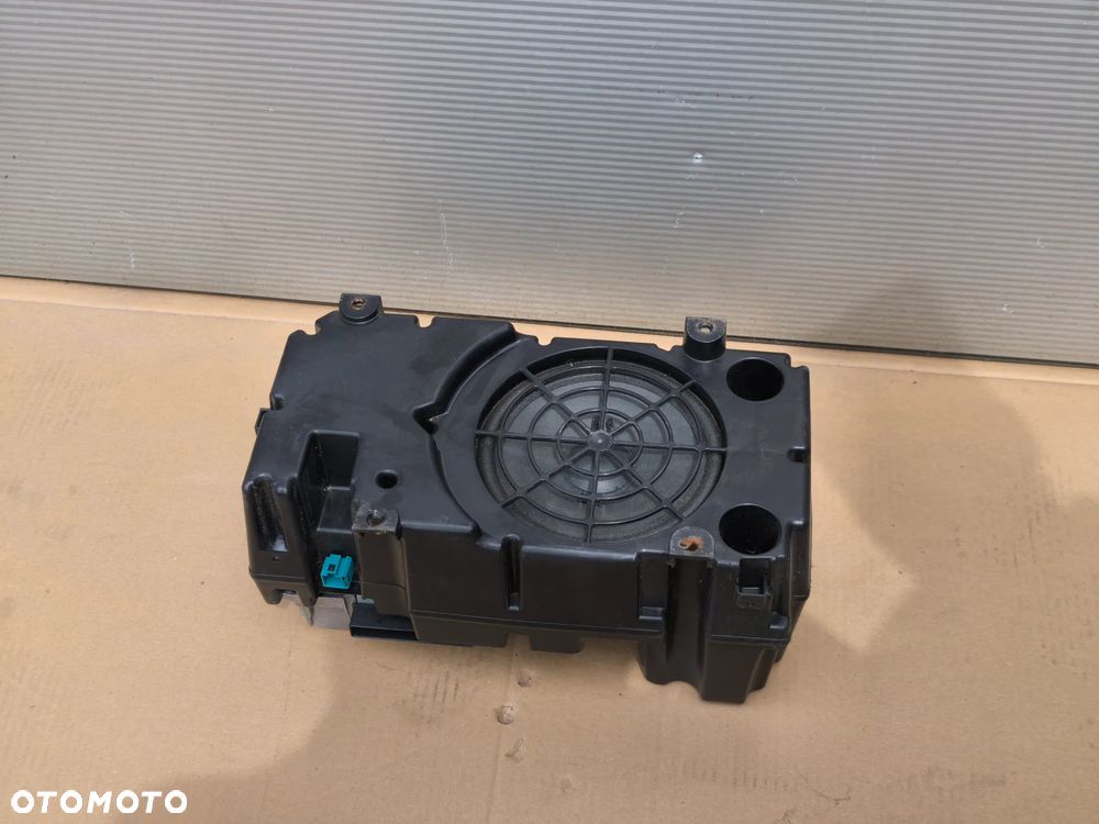Wzmacniacz subwoofer Mercedes Vito Viano w639 a6398203689 - 2