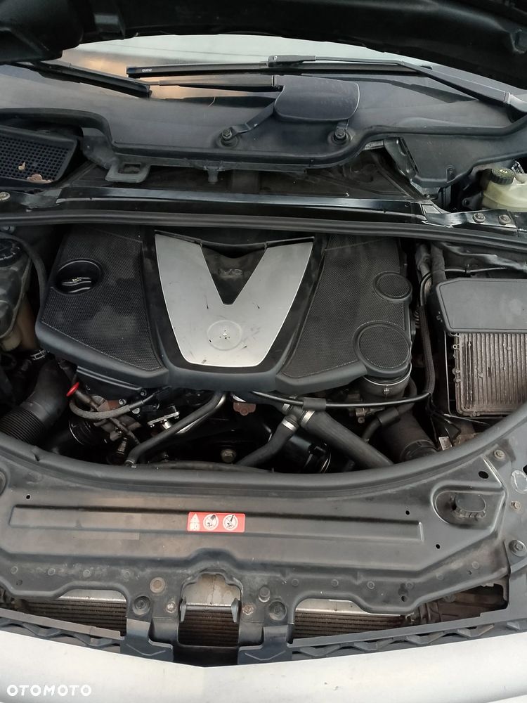 Mercedes-Benz Klasa R 320 CDI L 4-Matic - 19