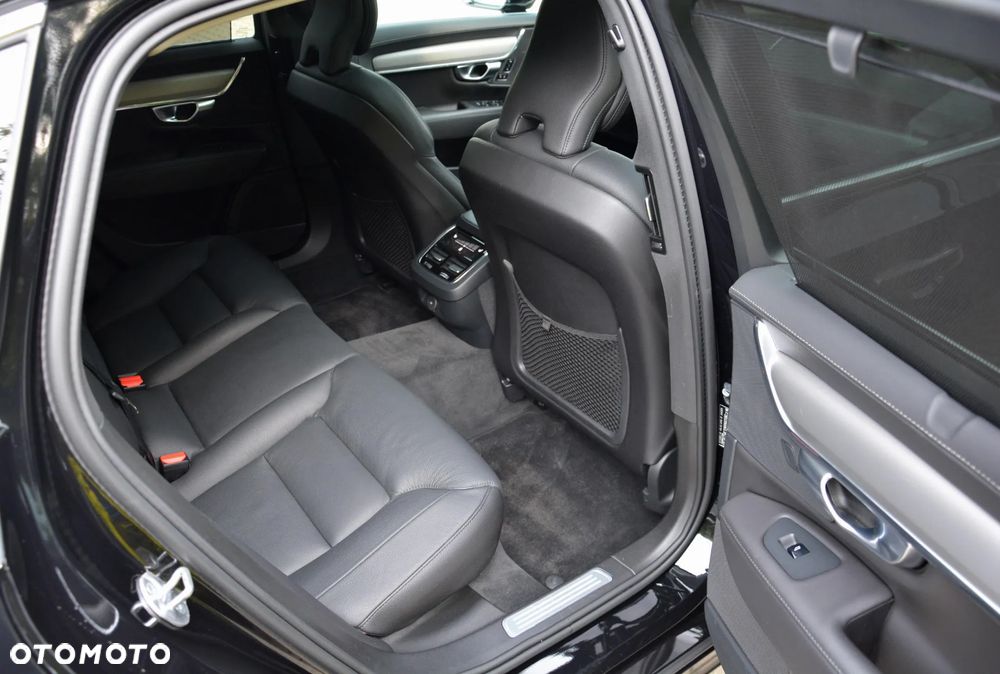 Volvo S90 - 27