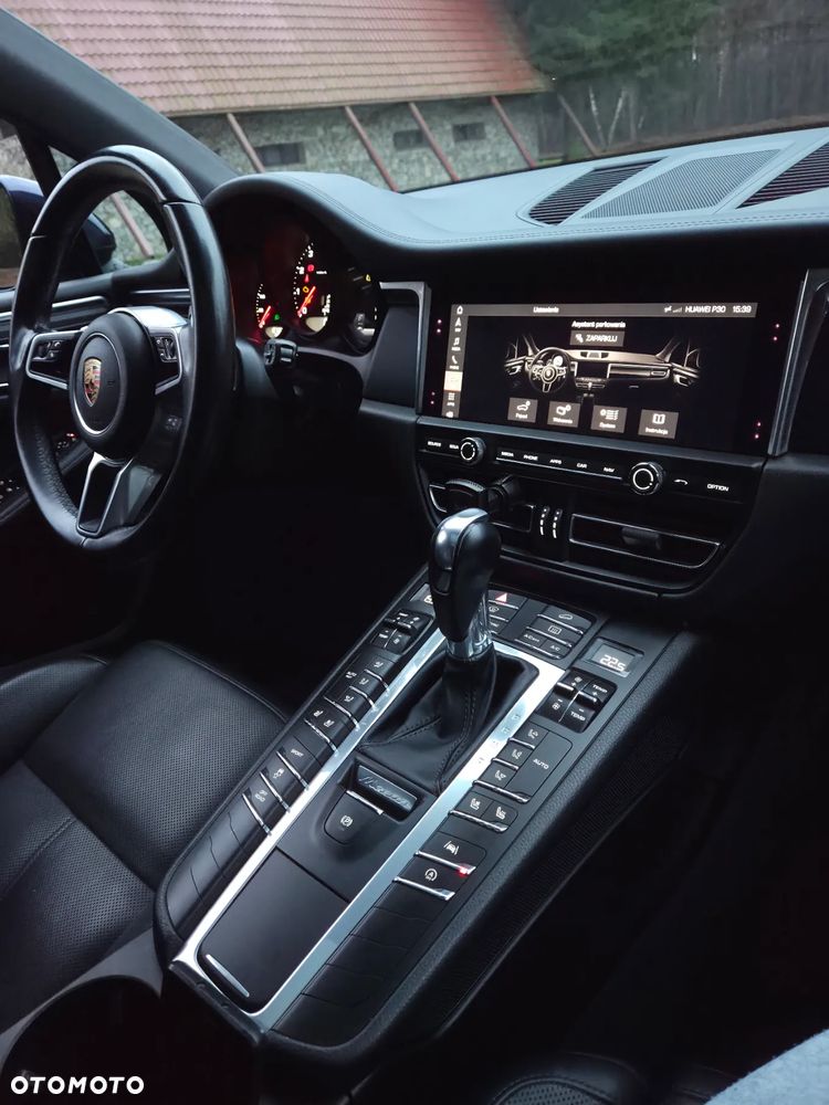 Porsche Macan - 26