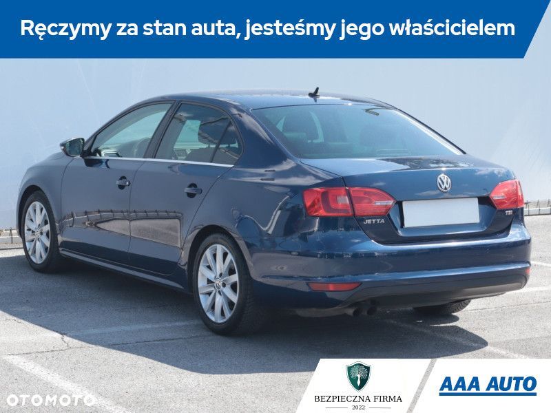 Volkswagen Jetta - 6
