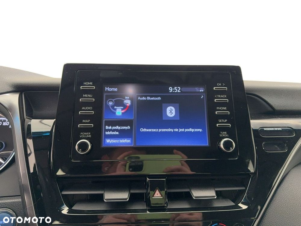 Toyota Camry - 19