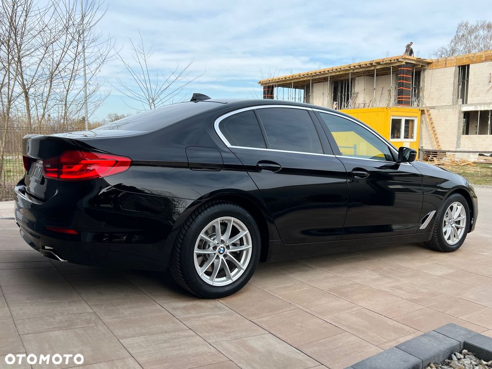 BMW Seria 5 520d xDrive Luxury Line sport - 5