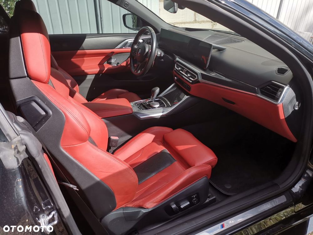 BMW M4 Competition M xDrive - 31