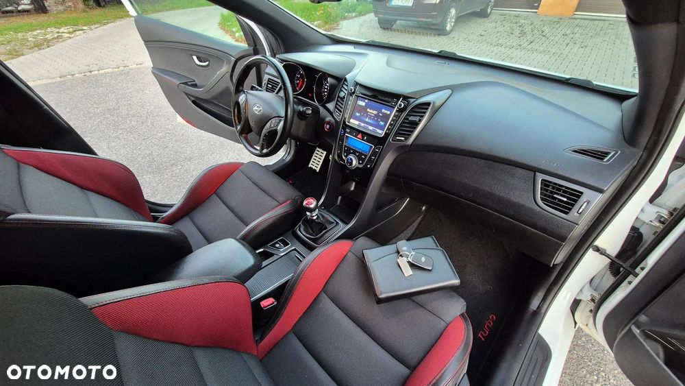 Hyundai i30 1.6 GDI Turbo Luxury - 6