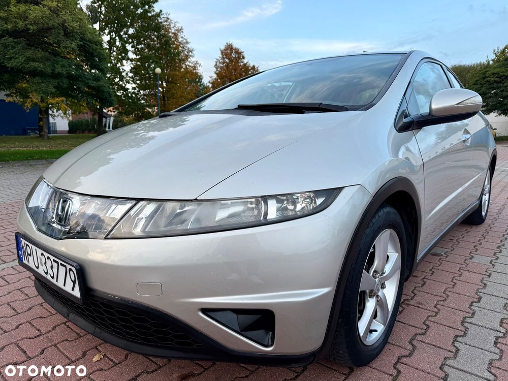 Honda Civic 1.8i-VTEC Automatik Comfort - 2
