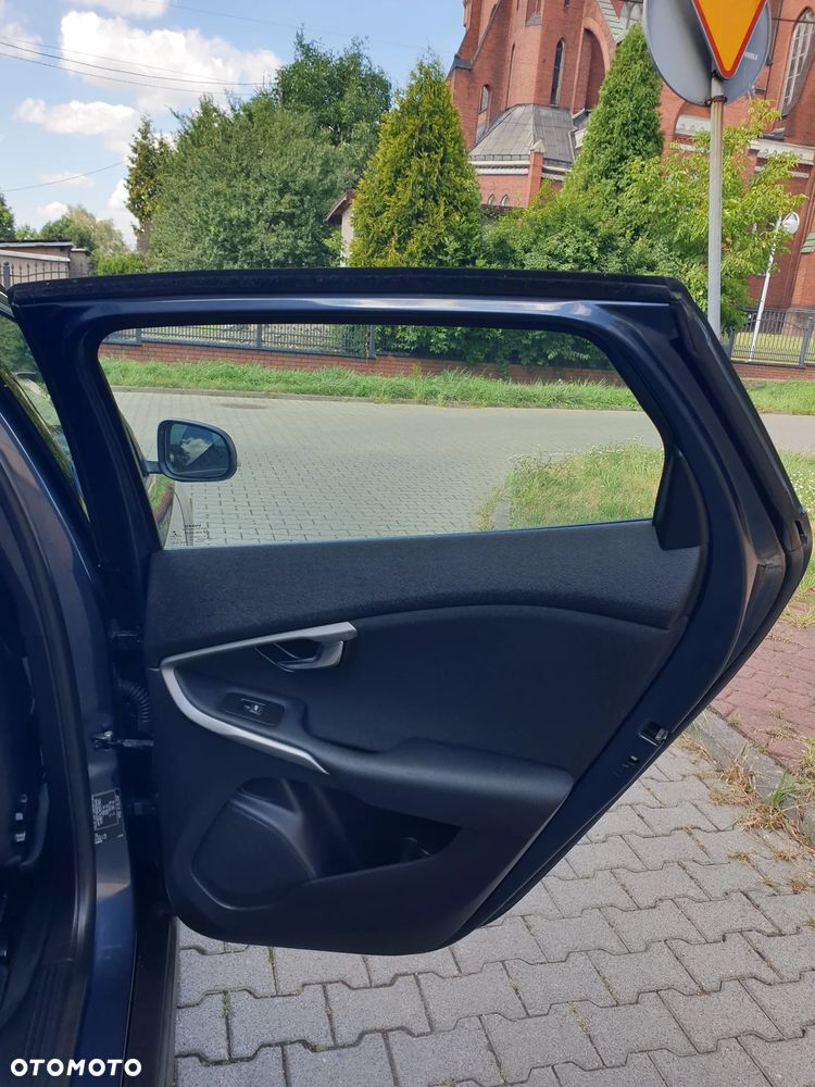 Volvo V40 Cross Country D2 Plus - 33