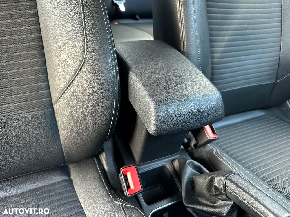 Ford EcoSport 1.0 EcoBoost Titanium - 10