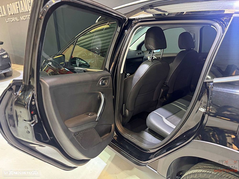 Peugeot 2008 PureTech 130 Allure - 16