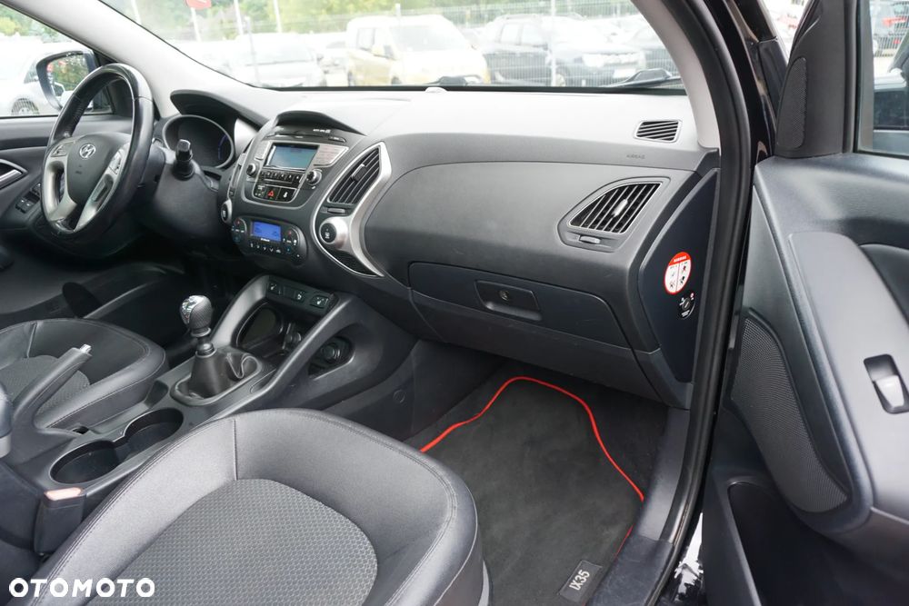 Hyundai ix35 1.7 CRDi Premium 2WD - 16