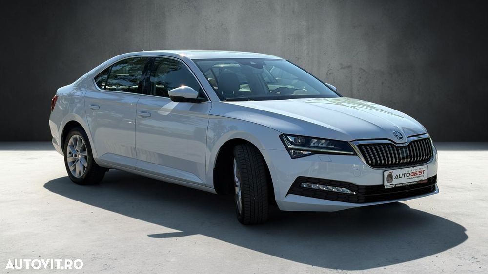 Skoda Superb 2.0 TDI DSG Ambition - 9