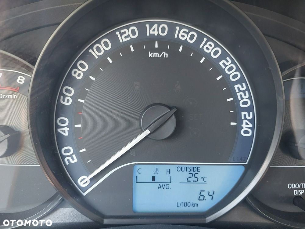 Toyota Auris 1.33 VVT-i Active - 22